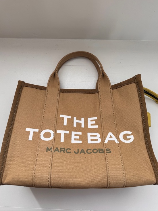 Marc Jacobs Handbags - Marc Jacobs Canvas The ToteBag Medium in Tan